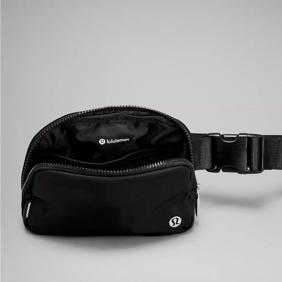 Lululemon Unisex Everyday Belt Bag 1L NWT!!! - Picture 5 of 13